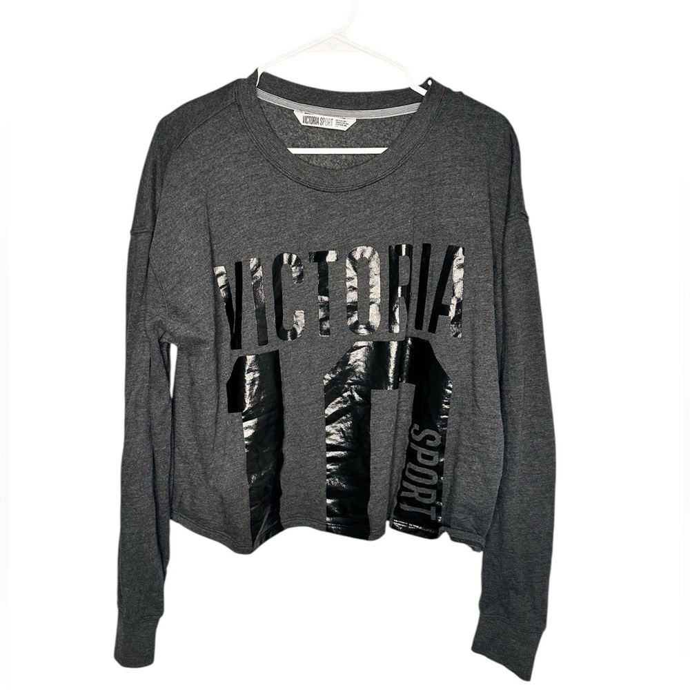 Victoria Sport Sweater Size L/G